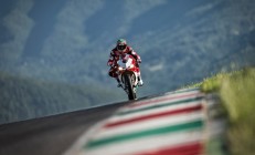 九游APP-高诗岩临危受命，广东队险胜公牛，诠释团队篮球真谛