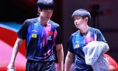 九游官网-东京大亨在一场激烈的比赛中领先对手