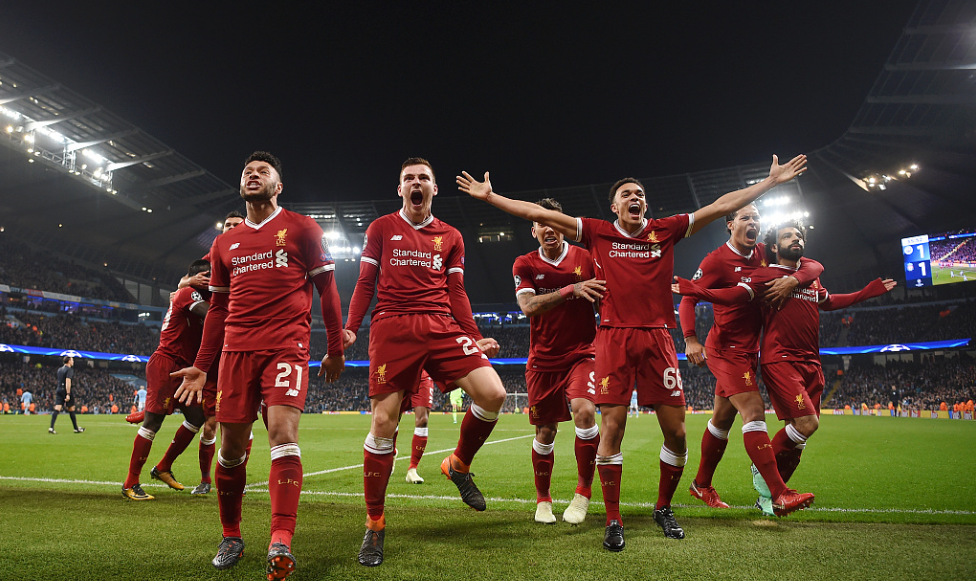 战火蔓延，球队迎接重要足球盛事