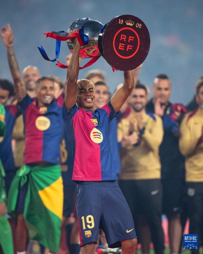 巴塞罗那主场获胜，领跑西班牙甲级联赛排名