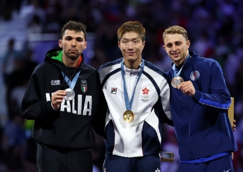 乌克兰队披荆斩棘,夺得国际杯赛桂冠 乌克兰队披荆斩棘,夺得国际杯赛桂冠