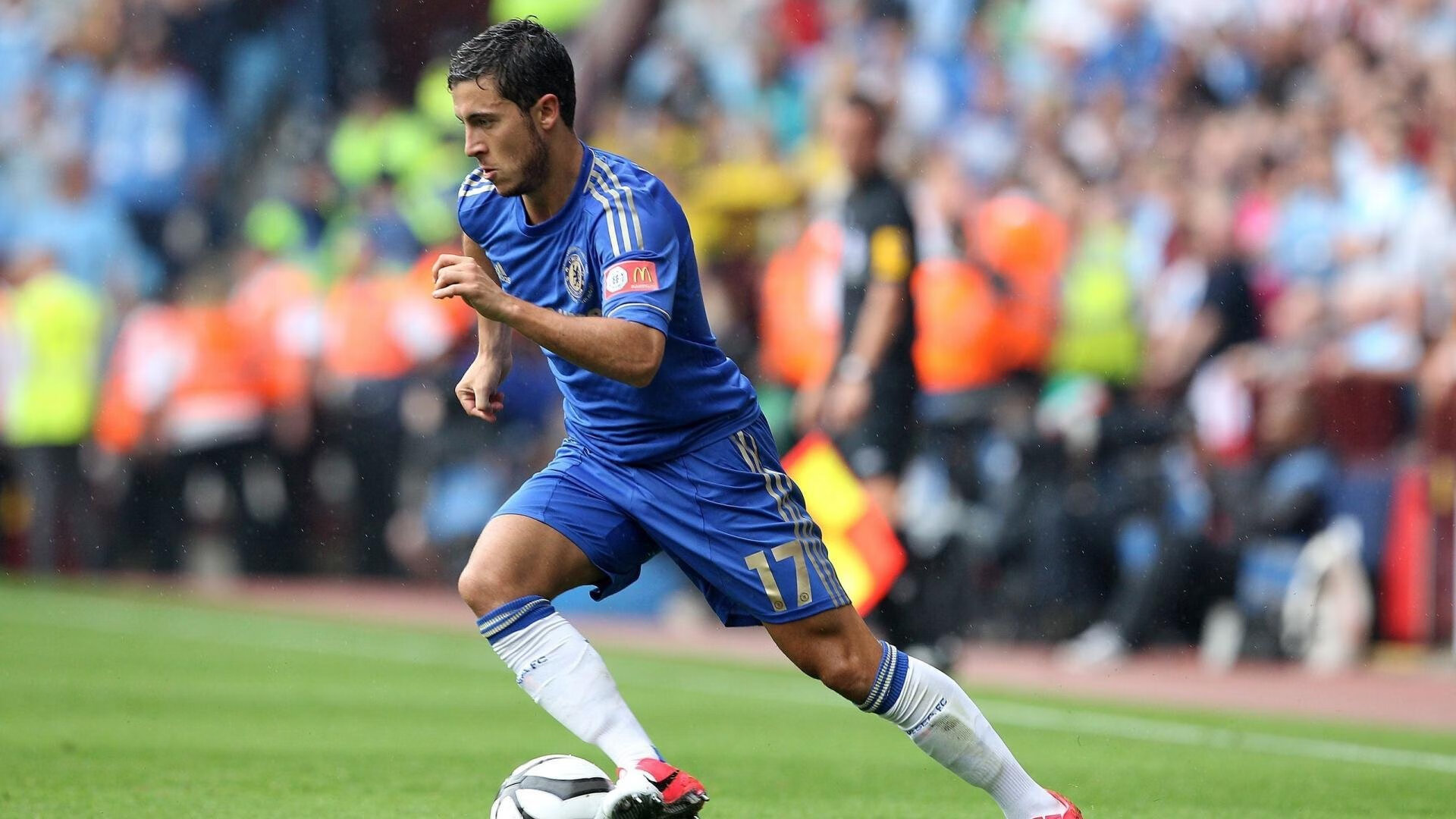 欧冠淘汰赛之夜，巴斯托尼扛起全队，铸就蓝黑传奇